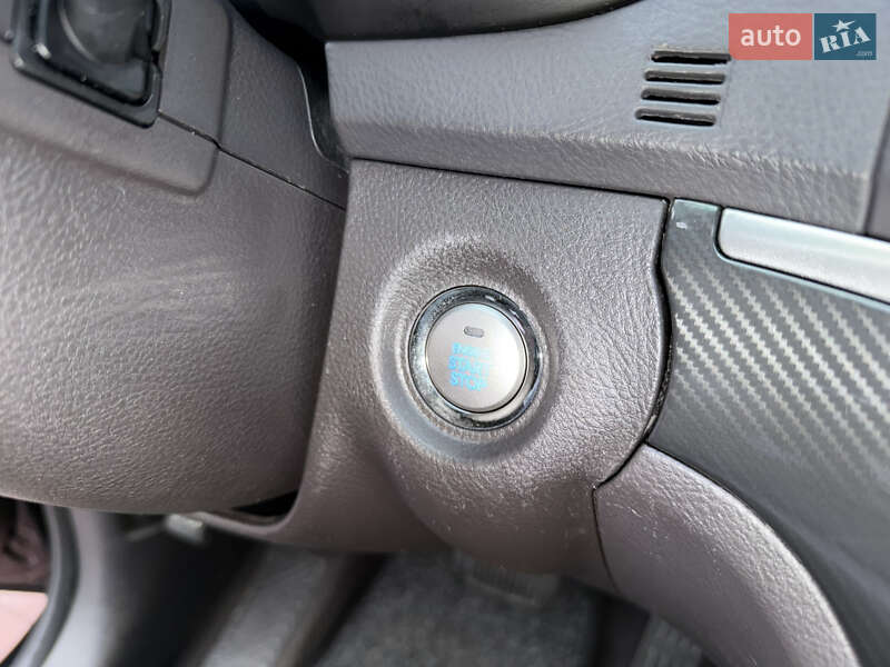 Внедорожник / Кроссовер Hyundai Santa FE 2010 в Ровно