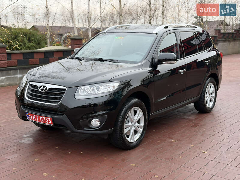 Внедорожник / Кроссовер Hyundai Santa FE 2010 в Ровно