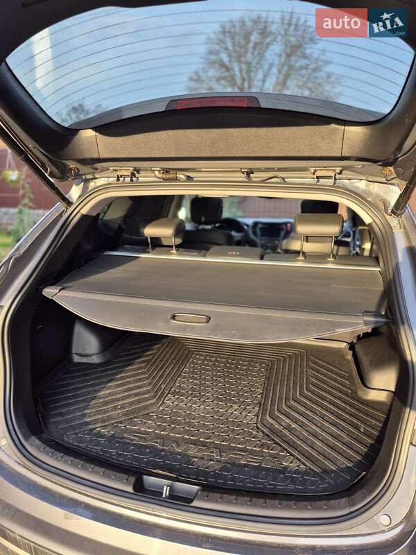 Позашляховик / Кросовер Hyundai Santa FE 2016 в Чернівцях фото 10 Позашляховик / Кросовер Hyundai Santa FE 2016 в Чернівцях