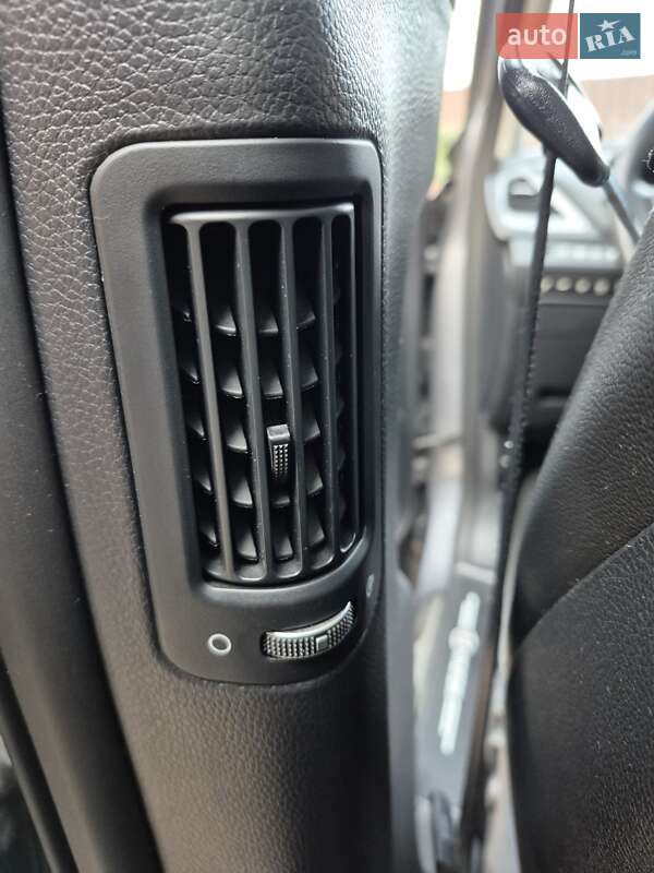 Позашляховик / Кросовер Hyundai Santa FE 2016 в Чернівцях фото 23 Позашляховик / Кросовер Hyundai Santa FE 2016 в Чернівцях