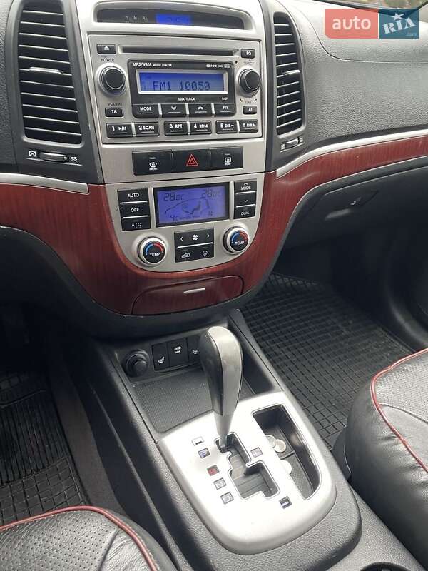 Внедорожник / Кроссовер Hyundai Santa FE 2007 в Сарнах