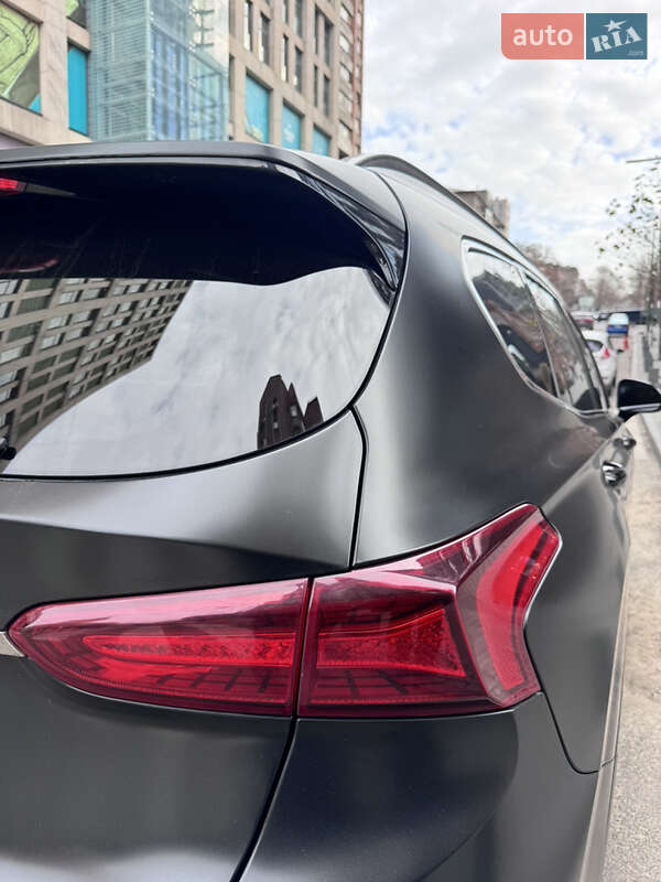 Внедорожник / Кроссовер Hyundai Santa FE 2018 в Днепре