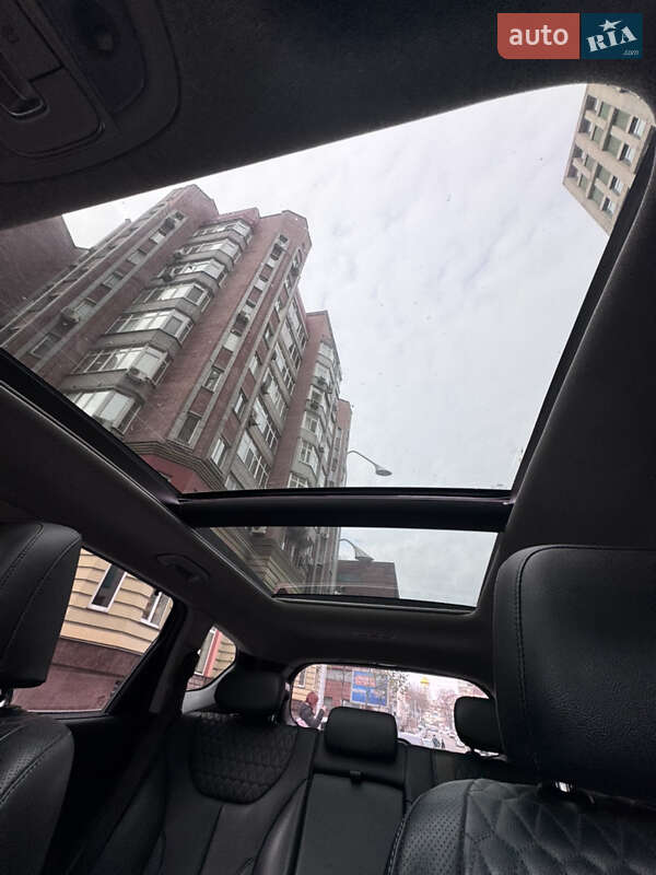 Внедорожник / Кроссовер Hyundai Santa FE 2018 в Днепре