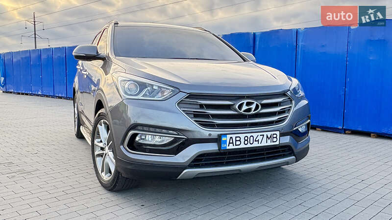 Внедорожник / Кроссовер Hyundai Santa FE 2016 в Виннице
