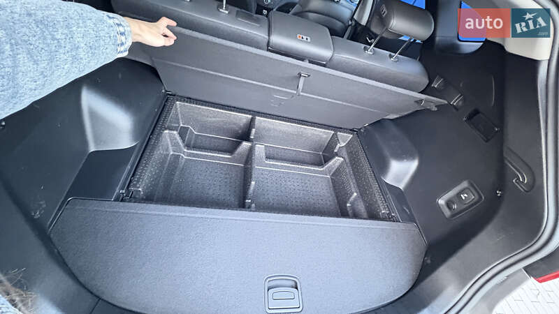 Внедорожник / Кроссовер Hyundai Santa FE 2016 в Виннице