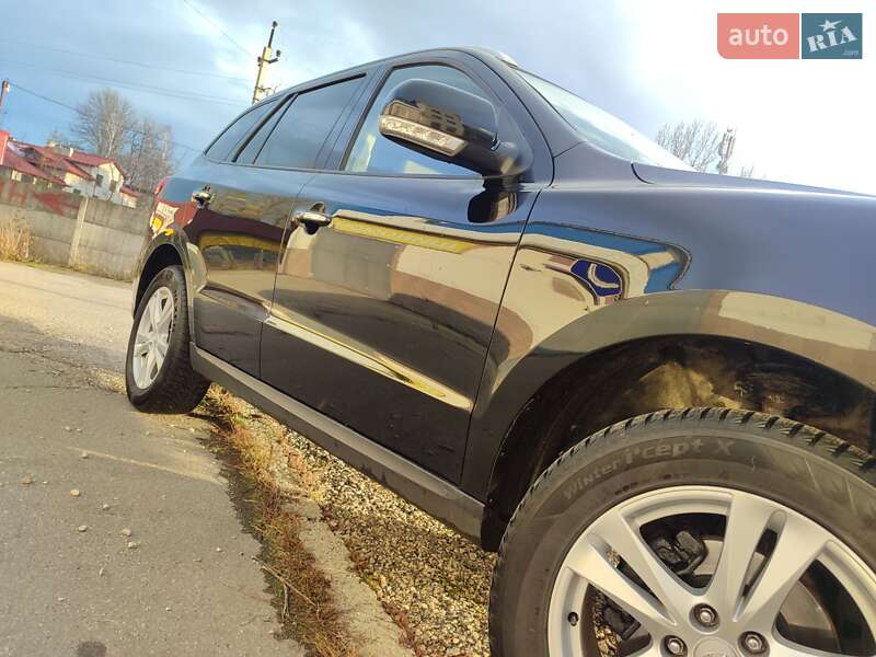 Внедорожник / Кроссовер Hyundai Santa FE 2010 в Ивано-Франковске