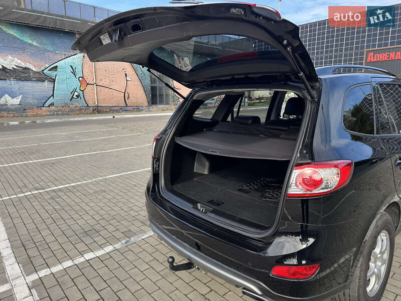 Позашляховик / Кросовер Hyundai Santa FE 2012 в Луцьку