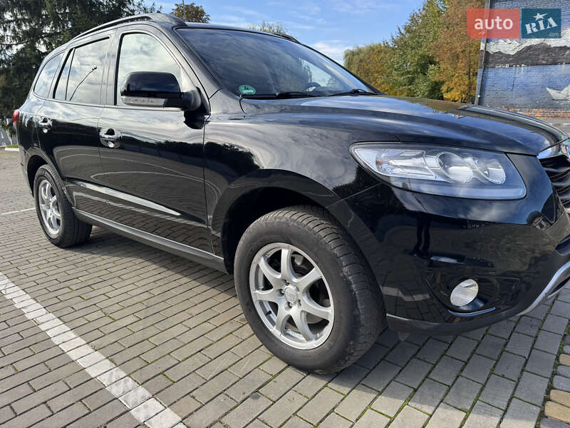 Позашляховик / Кросовер Hyundai Santa FE 2012 в Луцьку
