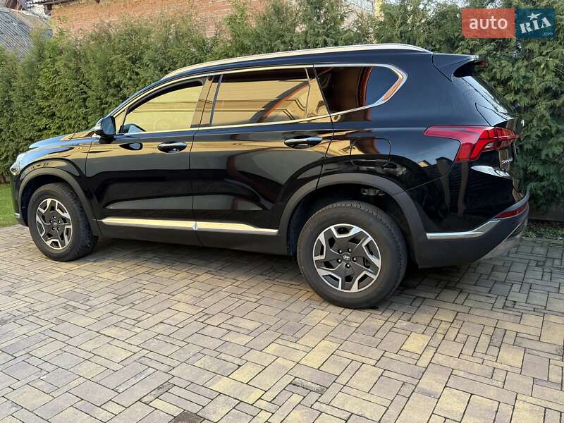 Внедорожник / Кроссовер Hyundai Santa FE 2023 в Львове