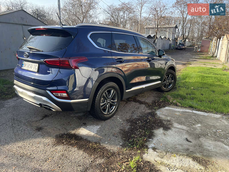 Внедорожник / Кроссовер Hyundai Santa FE 2018 в Одессе