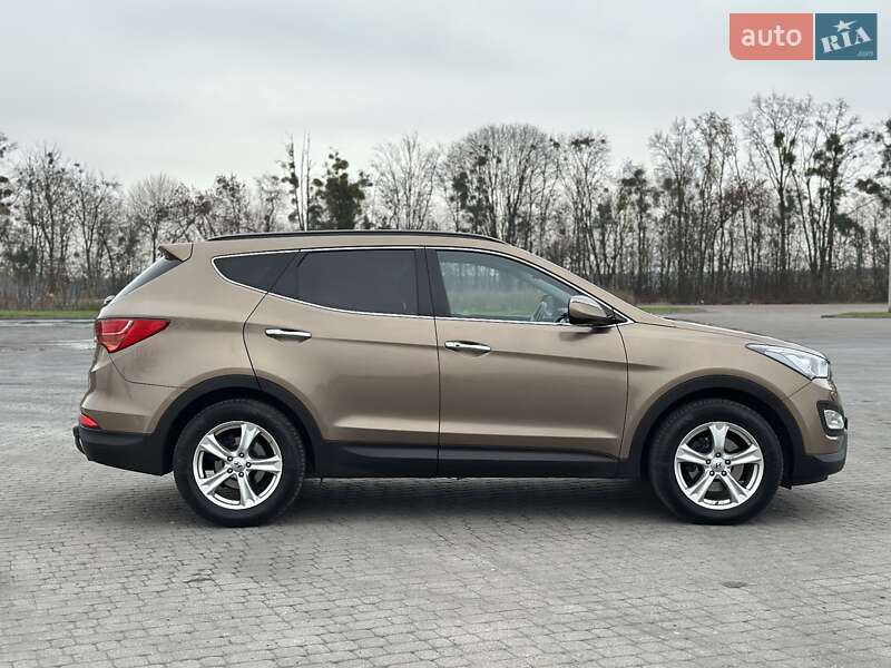 Позашляховик / Кросовер Hyundai Santa FE 2013 в Бродах фото 19 Позашляховик / Кросовер Hyundai Santa FE 2013 в Бродах