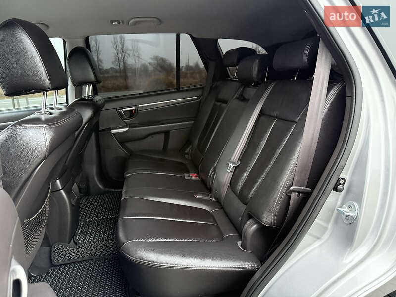 Внедорожник / Кроссовер Hyundai Santa FE 2011 в Коломые