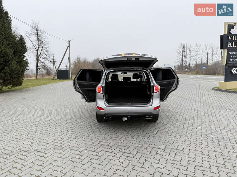 Внедорожник / Кроссовер Hyundai Santa FE 2011 в Коломые