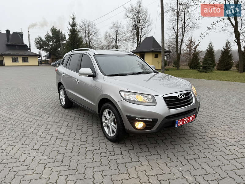 Внедорожник / Кроссовер Hyundai Santa FE 2011 в Коломые