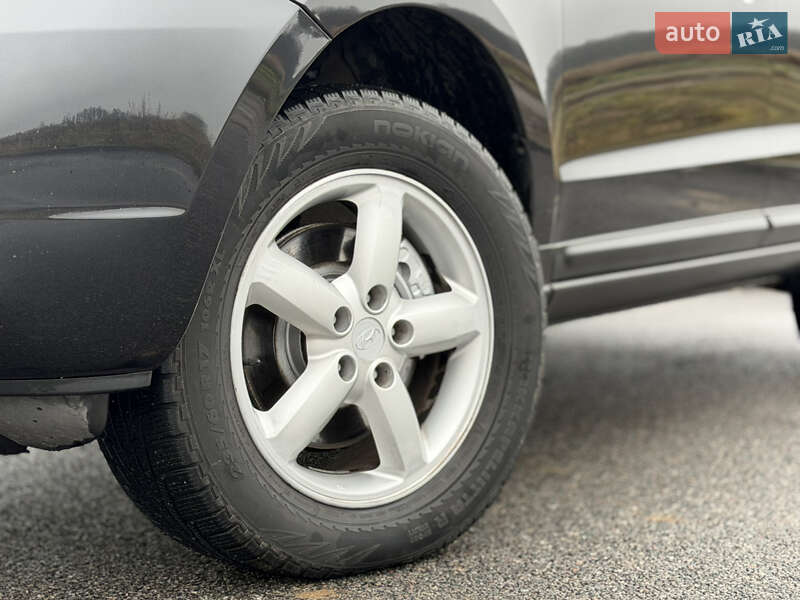 Внедорожник / Кроссовер Hyundai Santa FE 2006 в Виннице