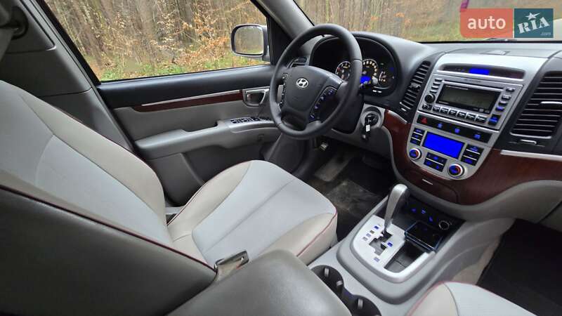 Позашляховик / Кросовер Hyundai Santa FE 2008 в Івано-Франківську