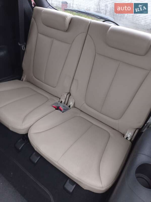 Внедорожник / Кроссовер Hyundai Santa FE 2011 в Виннице