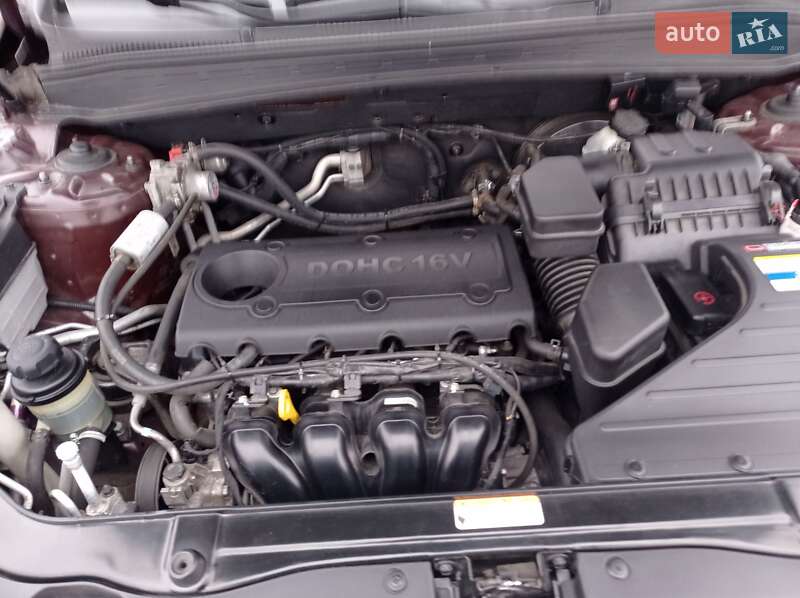 Внедорожник / Кроссовер Hyundai Santa FE 2011 в Виннице