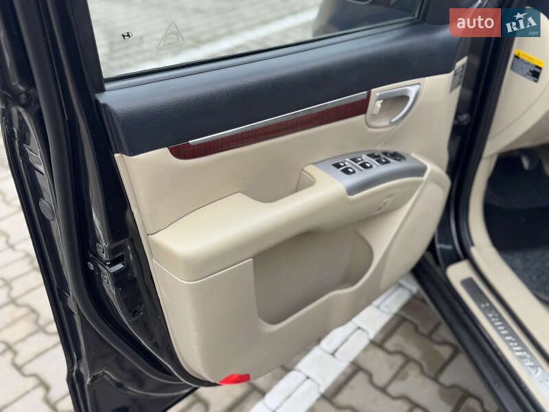 Внедорожник / Кроссовер Hyundai Santa FE 2009 в Ивано-Франковске