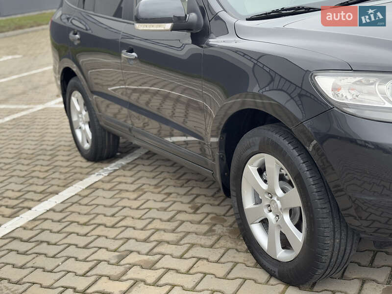 Внедорожник / Кроссовер Hyundai Santa FE 2009 в Ивано-Франковске