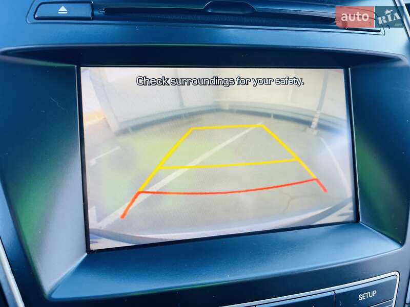 Внедорожник / Кроссовер Hyundai Santa FE 2016 в Киеве