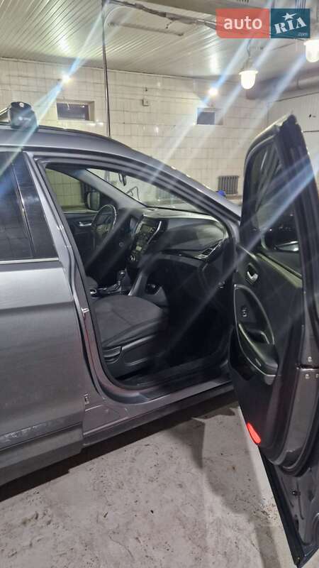 Внедорожник / Кроссовер Hyundai Santa FE 2012 в Харькове