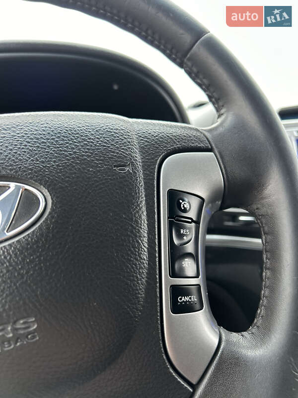 Внедорожник / Кроссовер Hyundai Santa FE 2011 в Коломые