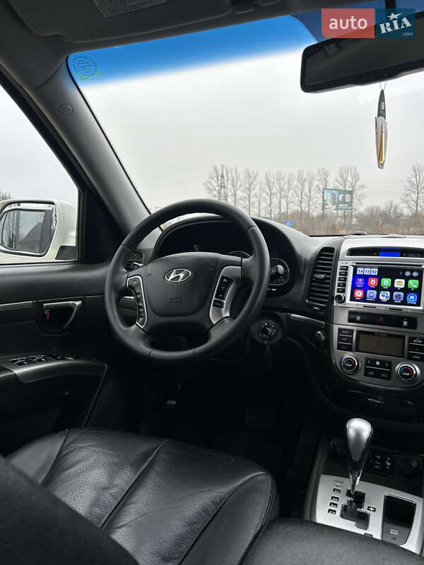 Внедорожник / Кроссовер Hyundai Santa FE 2011 в Коломые