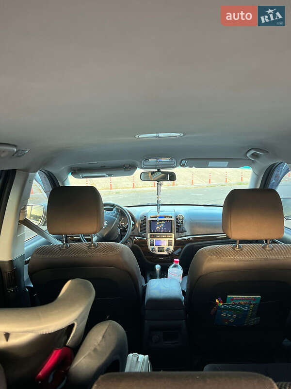 Внедорожник / Кроссовер Hyundai Santa FE 2011 в Киеве