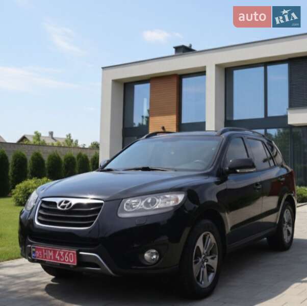 Позашляховик / Кросовер Hyundai Santa FE 2012 в Сарнах