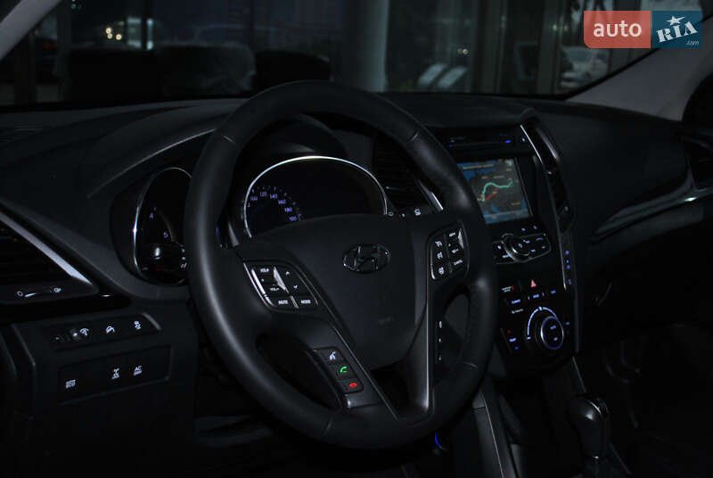 Позашляховик / Кросовер Hyundai Santa FE 2014 в Рівному фото 14 Позашляховик / Кросовер Hyundai Santa FE 2014 в Рівному