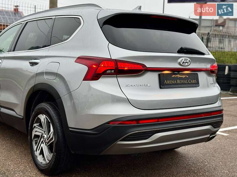 Внедорожник / Кроссовер Hyundai Santa FE 2023 в Киеве