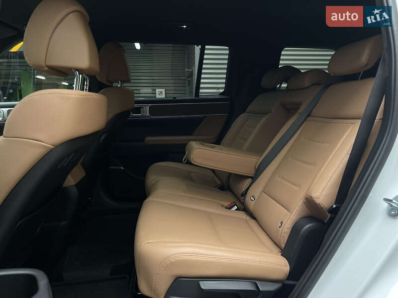 Внедорожник / Кроссовер Hyundai Santa FE 2024 в Киеве