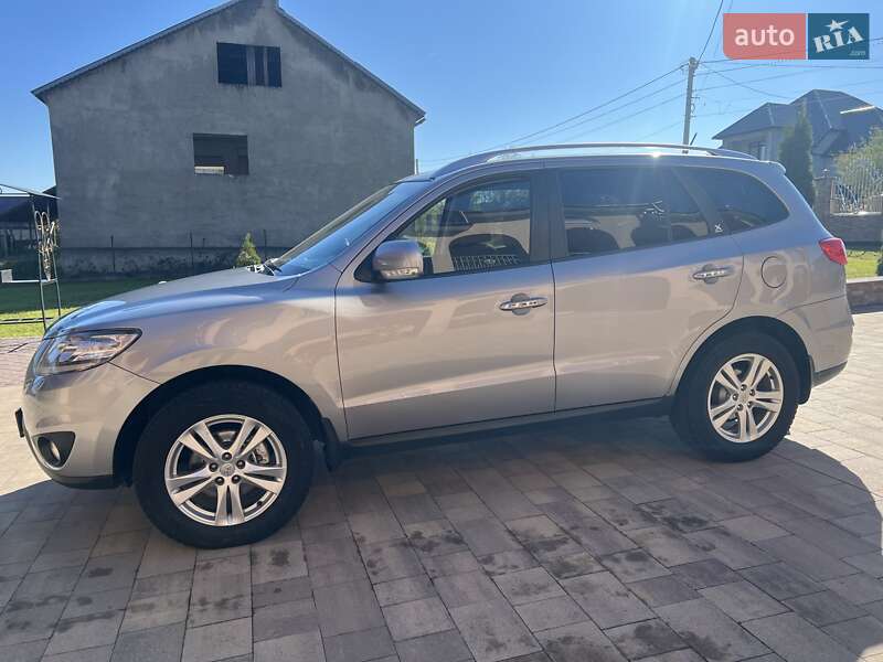 Внедорожник / Кроссовер Hyundai Santa FE 2011 в Солотвине фото 5 Внедорожник / Кроссовер Hyundai Santa FE 2011 в Солотвине