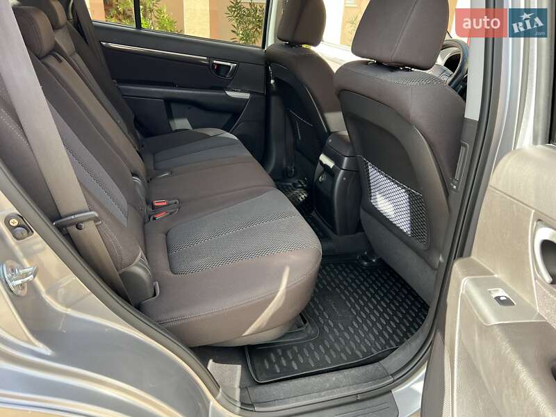 Внедорожник / Кроссовер Hyundai Santa FE 2011 в Солотвине фото 25 Внедорожник / Кроссовер Hyundai Santa FE 2011 в Солотвине