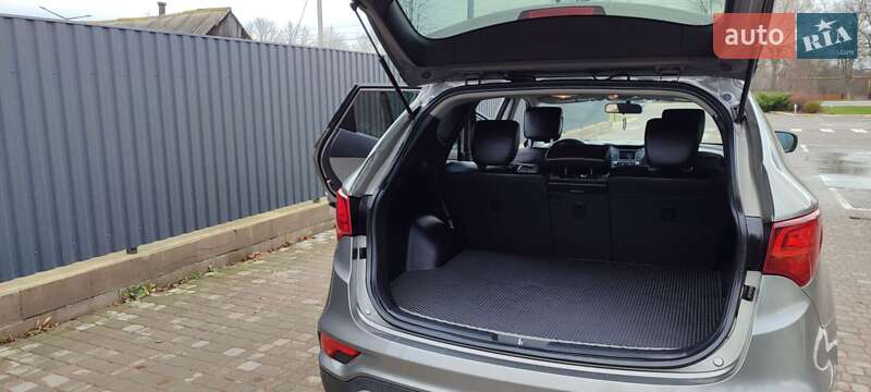 Внедорожник / Кроссовер Hyundai Santa FE 2016 в Житомире фото 7 Внедорожник / Кроссовер Hyundai Santa FE 2016 в Житомире