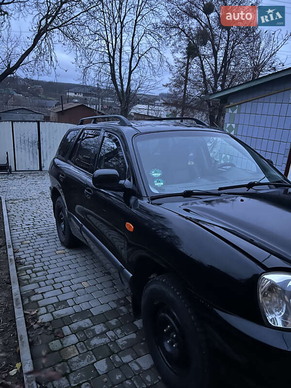 Внедорожник / Кроссовер Hyundai Santa FE 2004 в Тыврове