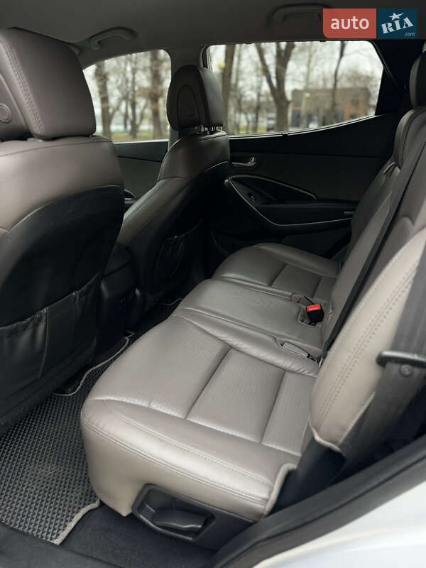 Внедорожник / Кроссовер Hyundai Santa FE 2013 в Запорожье