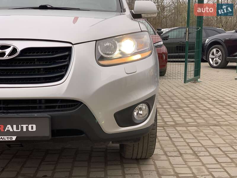 Внедорожник / Кроссовер Hyundai Santa FE 2011 в Бердичеве