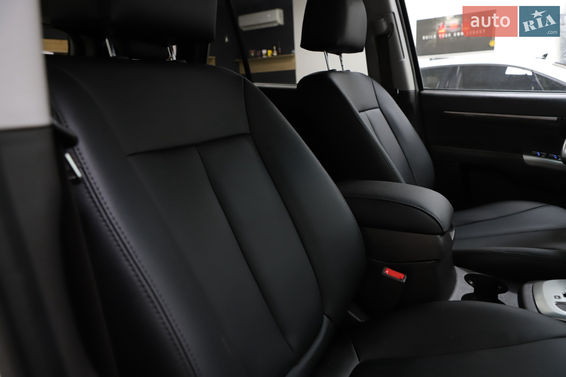 2012 Hyundai Santa Fe - мініатюра 73