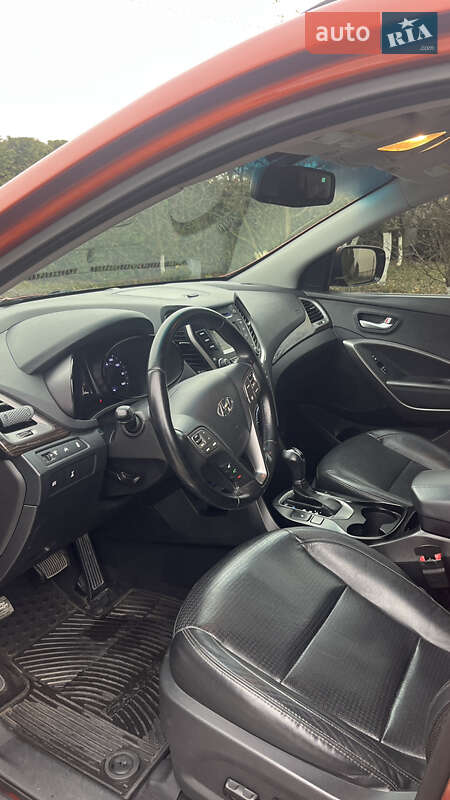 Позашляховик / Кросовер Hyundai Santa FE 2012 в Львові фото 10 Позашляховик / Кросовер Hyundai Santa FE 2012 в Львові