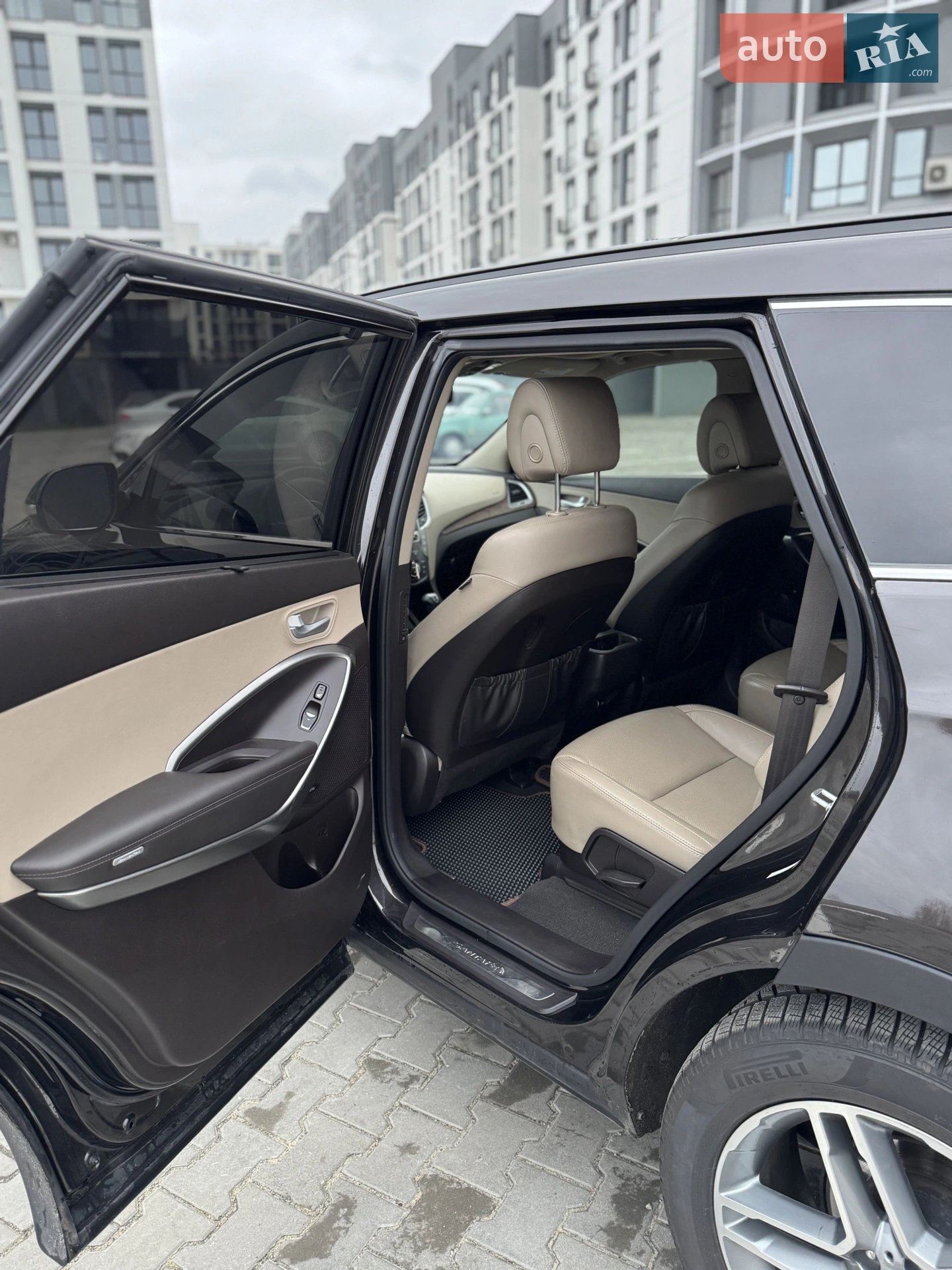2017 Hyundai Santa Fe - мініатюра 23