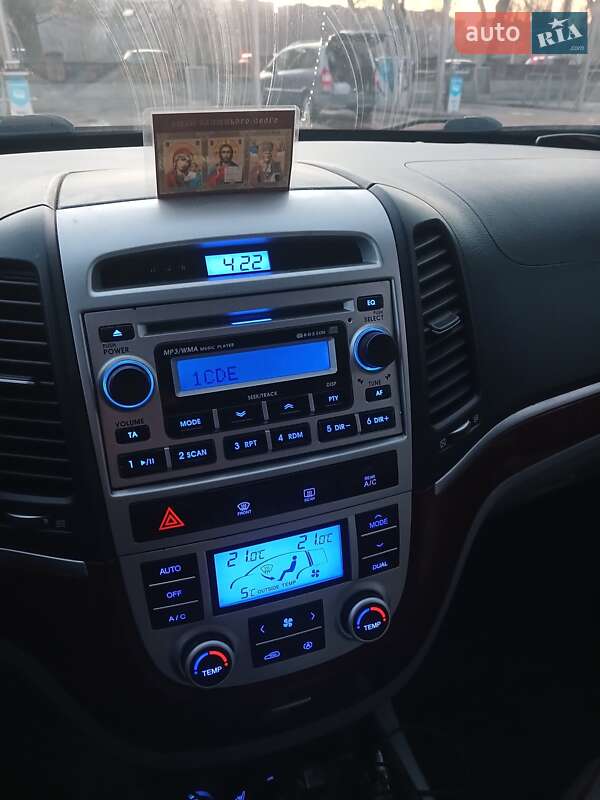 Позашляховик / Кросовер Hyundai Santa FE 2006 в Рівному