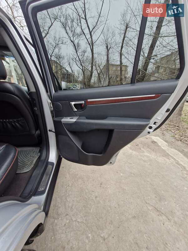Позашляховик / Кросовер Hyundai Santa FE 2007 в Дніпрі