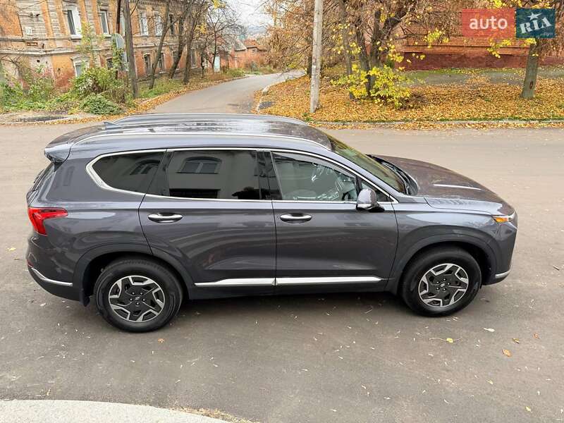 Позашляховик / Кросовер Hyundai Santa FE 2022 в Полтаві