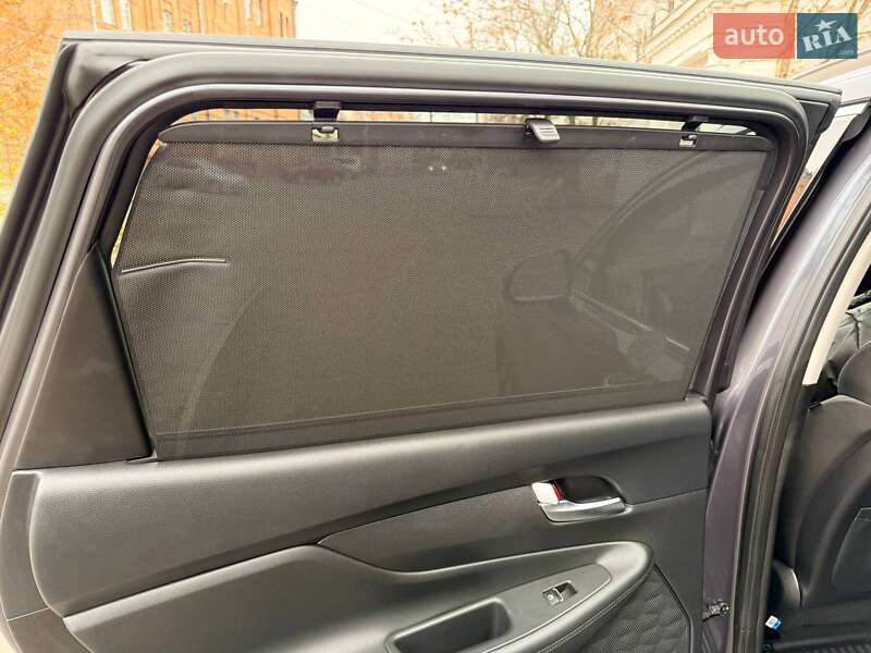 Позашляховик / Кросовер Hyundai Santa FE 2022 в Полтаві