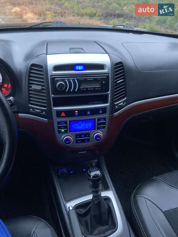 Позашляховик / Кросовер Hyundai Santa FE 2006 в Сарнах