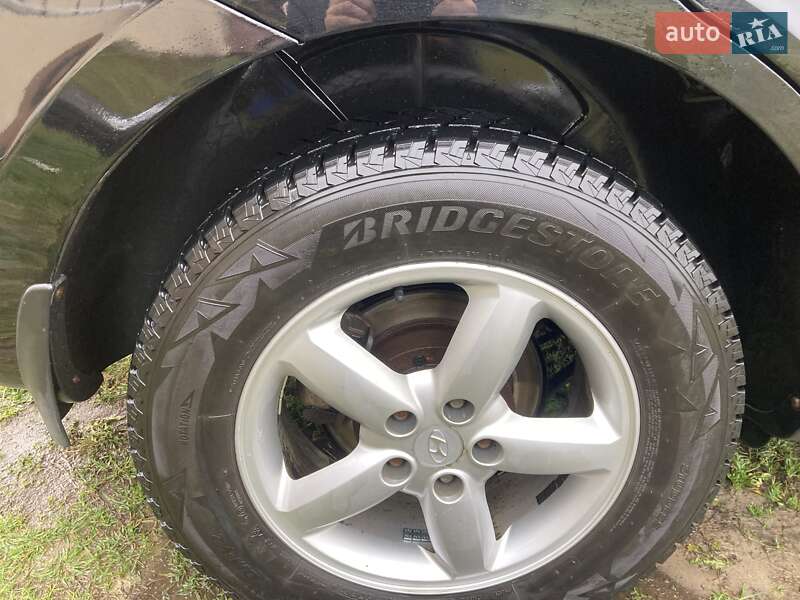 Позашляховик / Кросовер Hyundai Santa FE 2006 в Сарнах