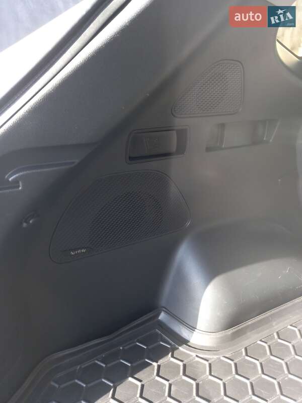 Позашляховик / Кросовер Hyundai Santa FE 2016 в Хмельницькому