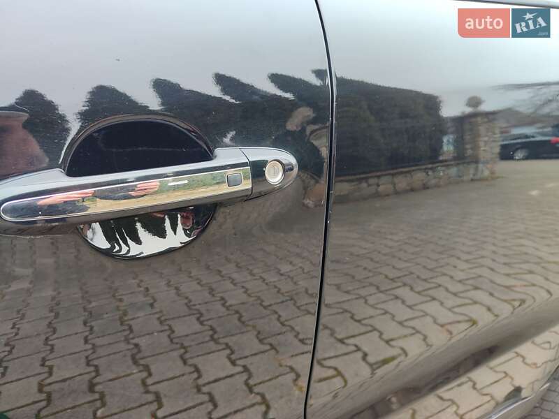 Позашляховик / Кросовер Hyundai Santa FE 2010 в Івано-Франківську